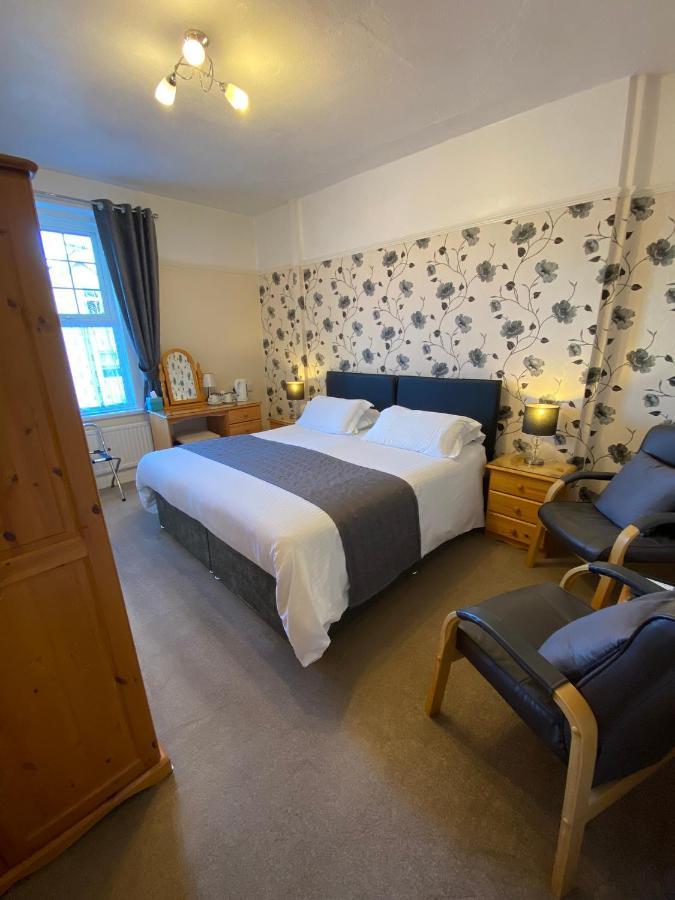 Paignton Court Bed & Breakfast Exterior photo
